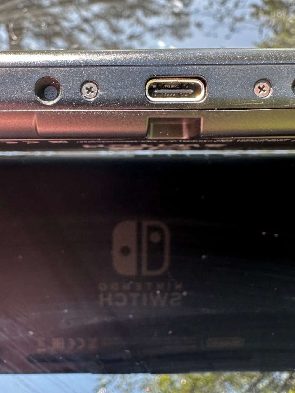 Nintendo Switch - Picture 5 of 8